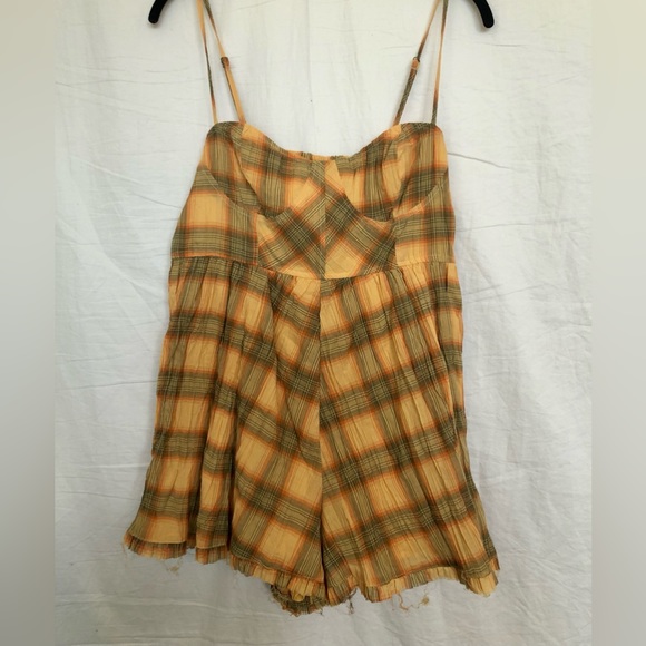 Urban Outfitters Lorelei Plaid Romper - Picture 2 of 5